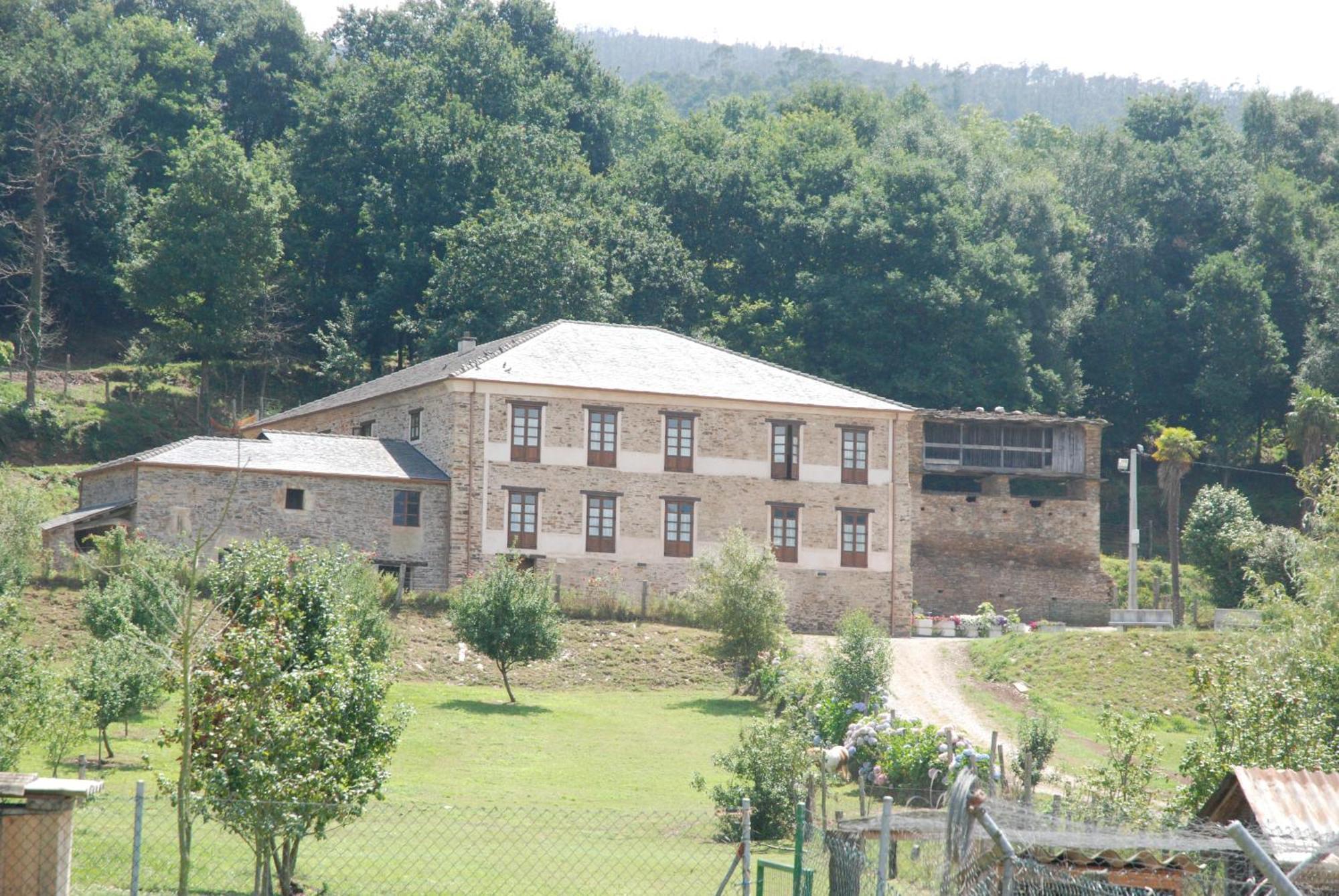 Гостевой дом La Casona De Amaido Сан-Тирсо-де-Абрес Экстерьер фото